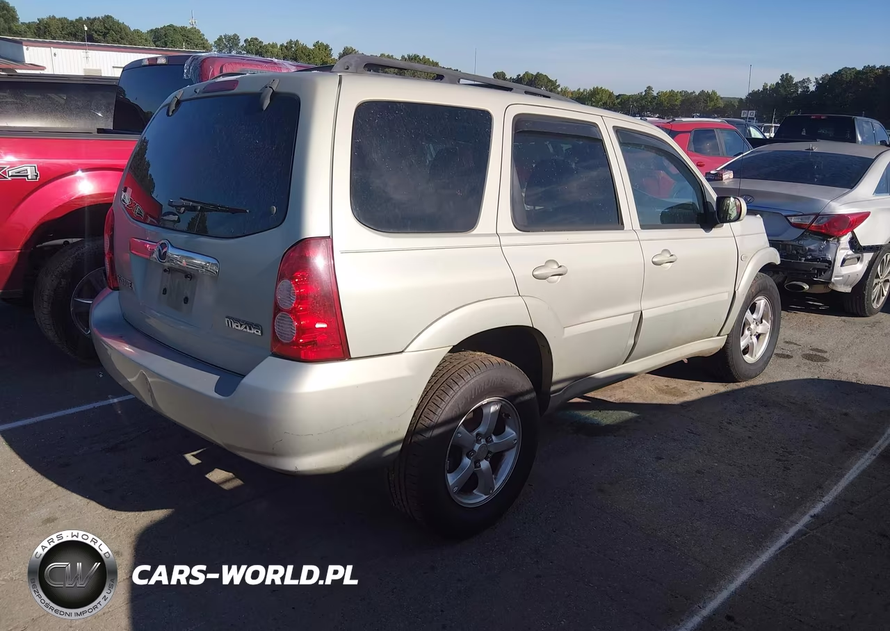 2005 Mazda Tribute S VIN:4F2YZ94155KM36323 - 4