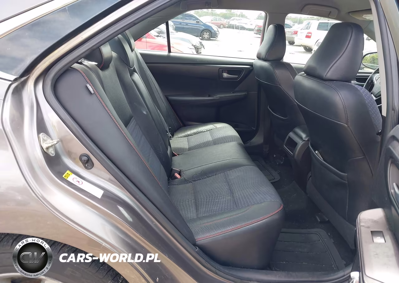 2015 Toyota Camry Se VIN:4T1BF1FK7FU008924 - 8