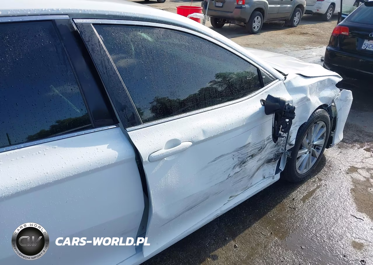 2023 Toyota Camry Le VIN:4T1C11AK9PU097178 - 18