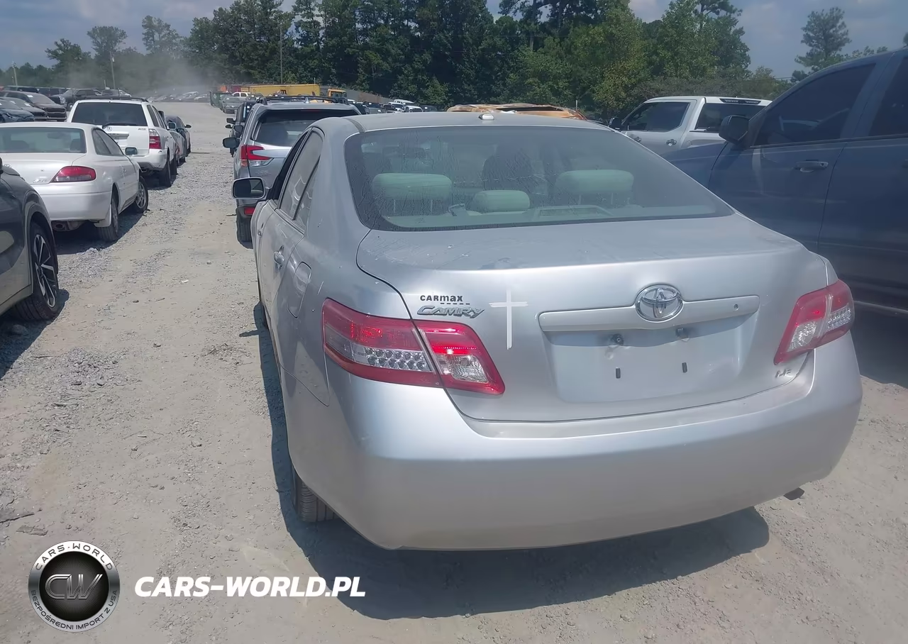 2010 Toyota Camry Le VIN:4T1BF3EK7AU005253 - 3