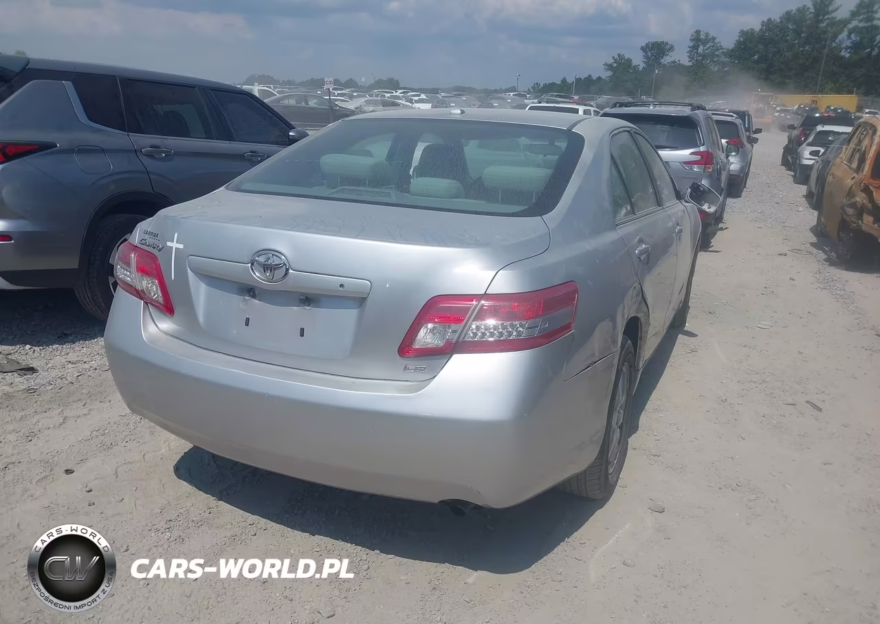 2010 Toyota Camry Le VIN:4T1BF3EK7AU005253 - 4