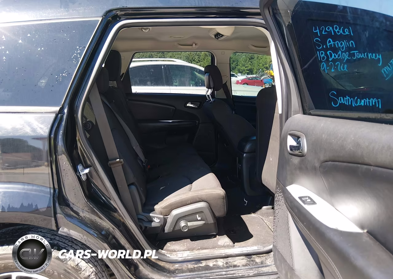 2018 Dodge Journey Se VIN:3C4PDCAB2JT429861 - 8