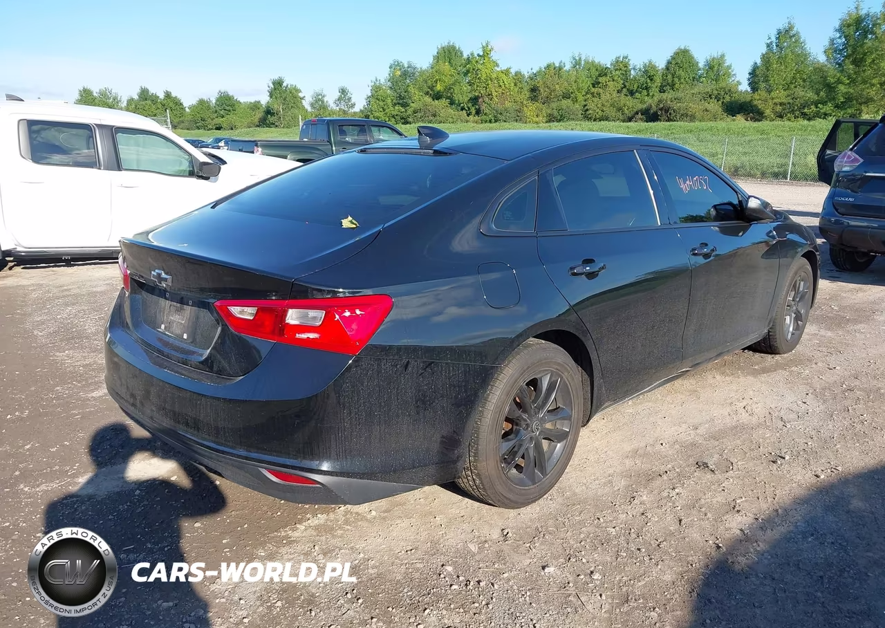 2017 Chevrolet Malibu 1Lt VIN:1G1ZE5ST5HF169669 - 4