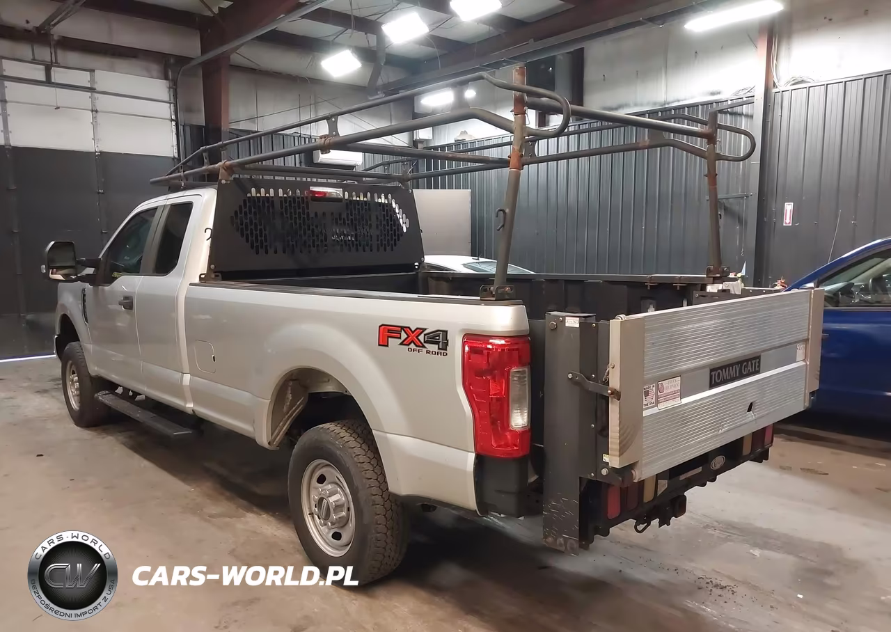 2017 Ford F-250 Xl VIN:1FT7X2B67HED53809 - 3