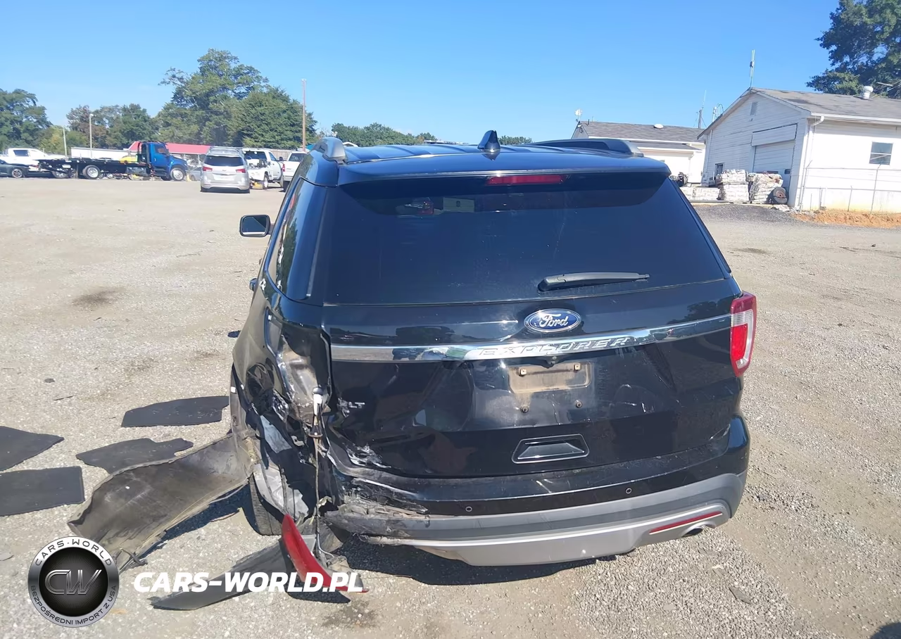 2017 Ford Explorer Xlt VIN:1FM5K7D86HGB37354 - 16