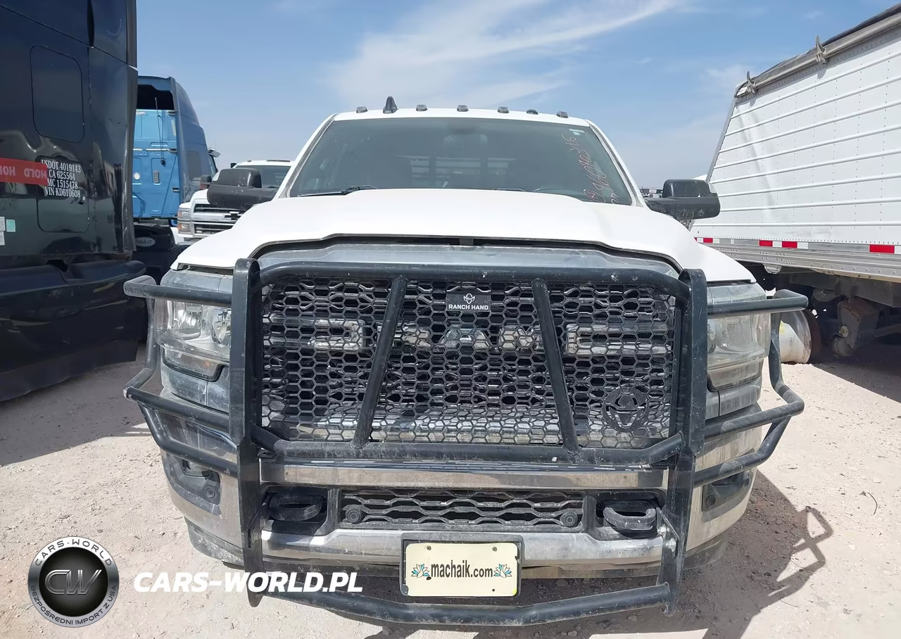 2022 Ram 2500 Tradesman 4X4 8' Box VIN:3C6UR5HJ7NG438333 - 12