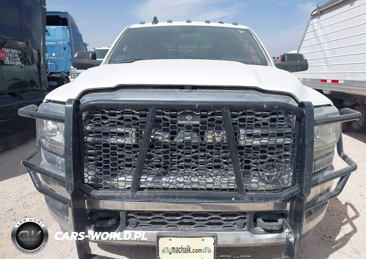 2022 Ram 2500 Tradesman 4X4 8' Box VIN:3C6UR5HJ7NG438333 - 6