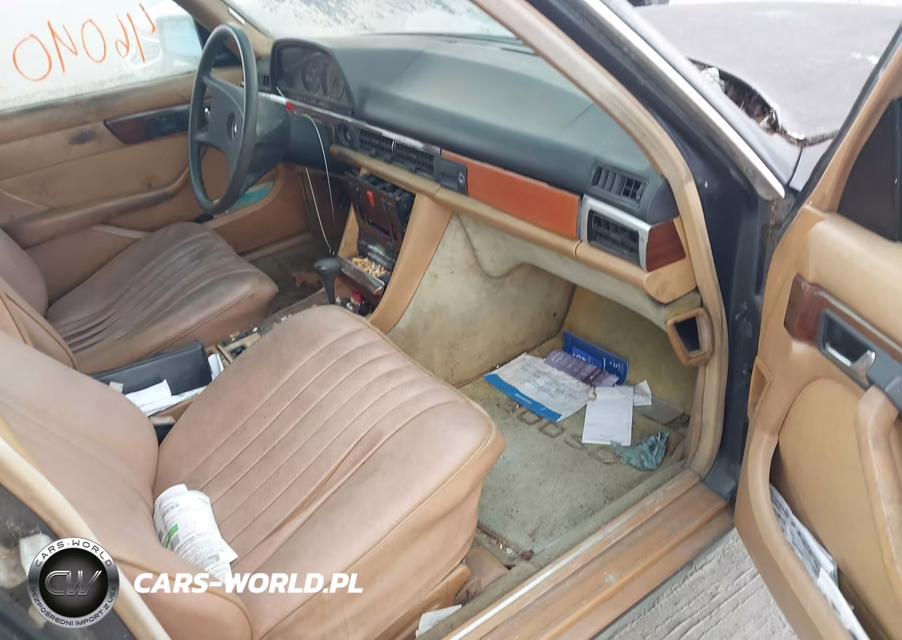 1985 Mercedes-Benz 300 Sd VIN:WDBCB20C2FA137410 - 5