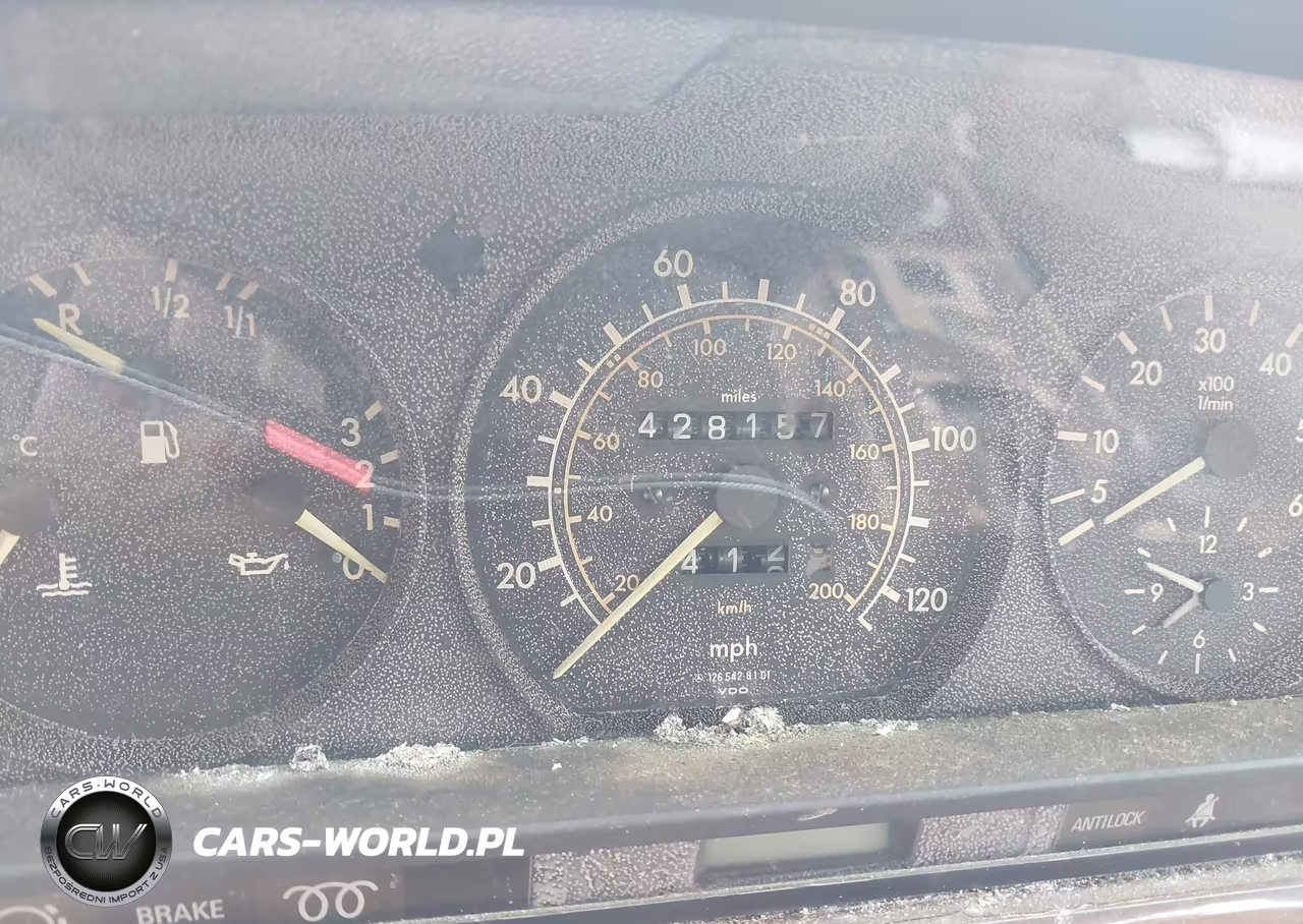 1985 Mercedes-Benz 300 Sd VIN:WDBCB20C2FA137410 - 7