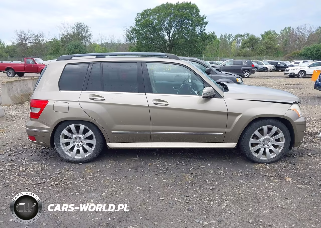 2010 Mercedes-Benz Glk 350 4Matic VIN:WDCGG8HB0AF322998 - 13