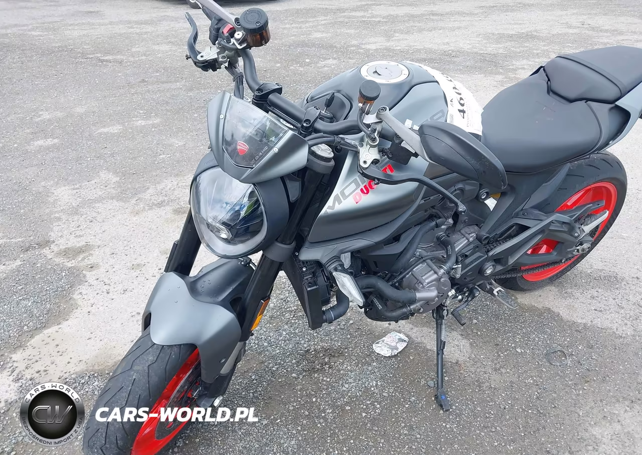2021 Ducati Monster VIN:ZDMMAMDT8MB001986 - 2
