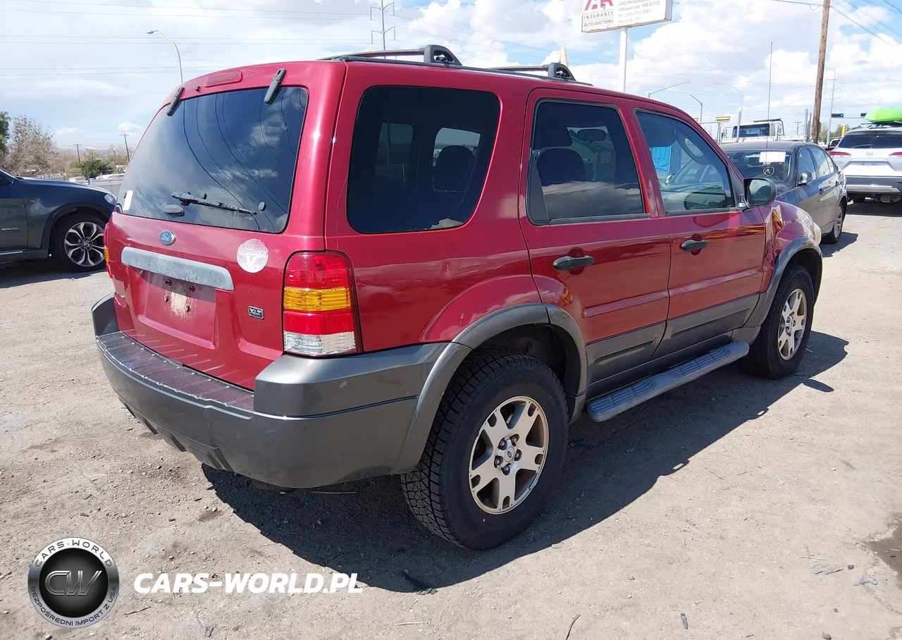 2005 Ford Escape Xlt VIN:1FMYU93135KD86436 - 4