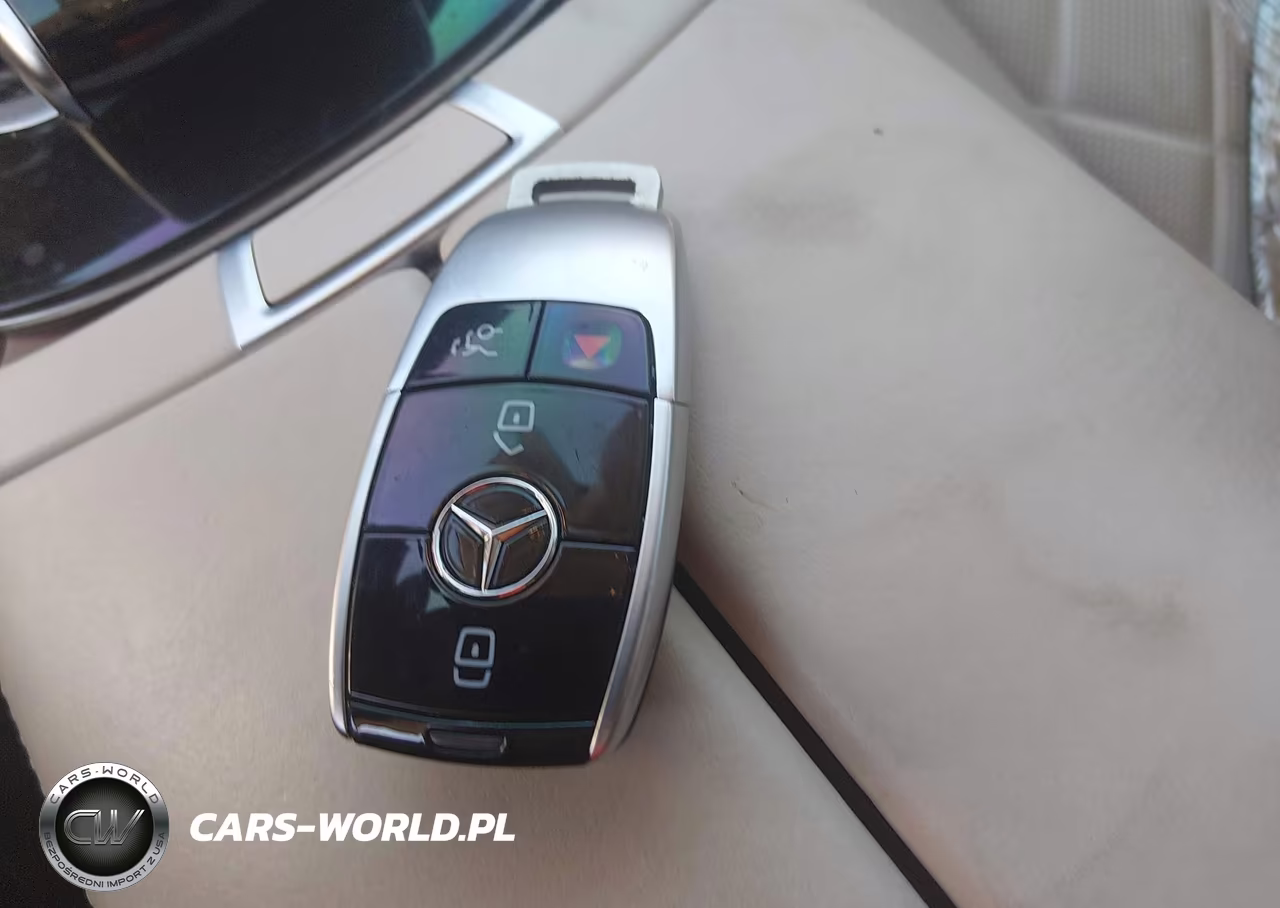 2017 Mercedes-Benz E 300 VIN:WDDZF4JB6HA158951 - 11