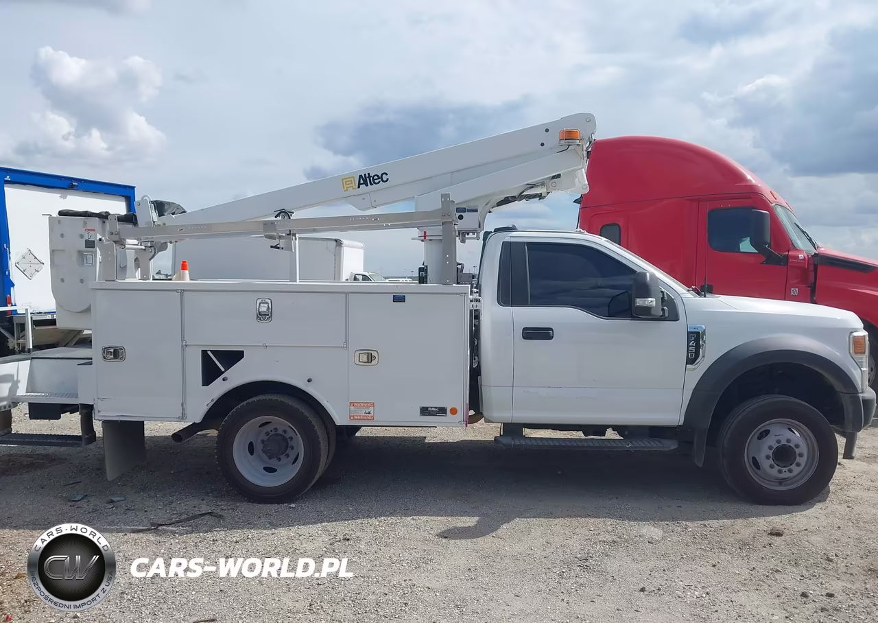 2022 Ford F-450 Chassis Xl VIN:1FDUF4GN6NDA19737 - 13