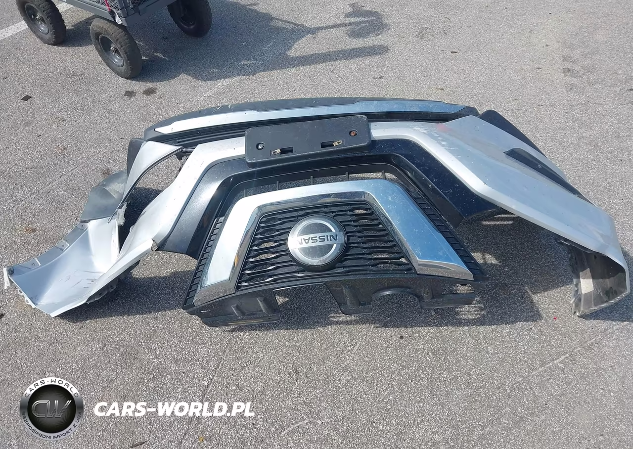 2018 Nissan Rogue S VIN:5N1AT2MV1JC786674 - 12