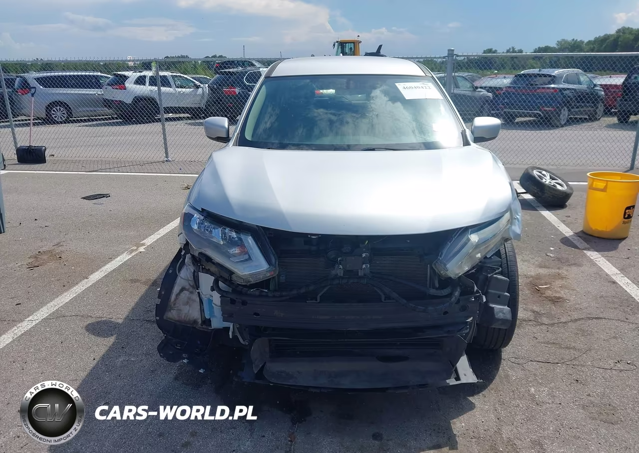2018 Nissan Rogue S VIN:5N1AT2MV1JC786674 - 13