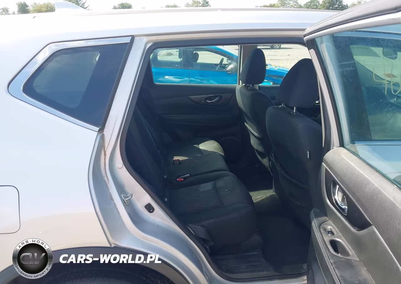 2018 Nissan Rogue S VIN:5N1AT2MV1JC786674 - 8