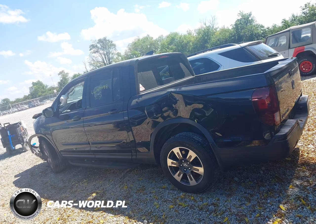 2018 Honda Ridgeline Black Edition VIN:5FPYK3F84JB017888 - 13