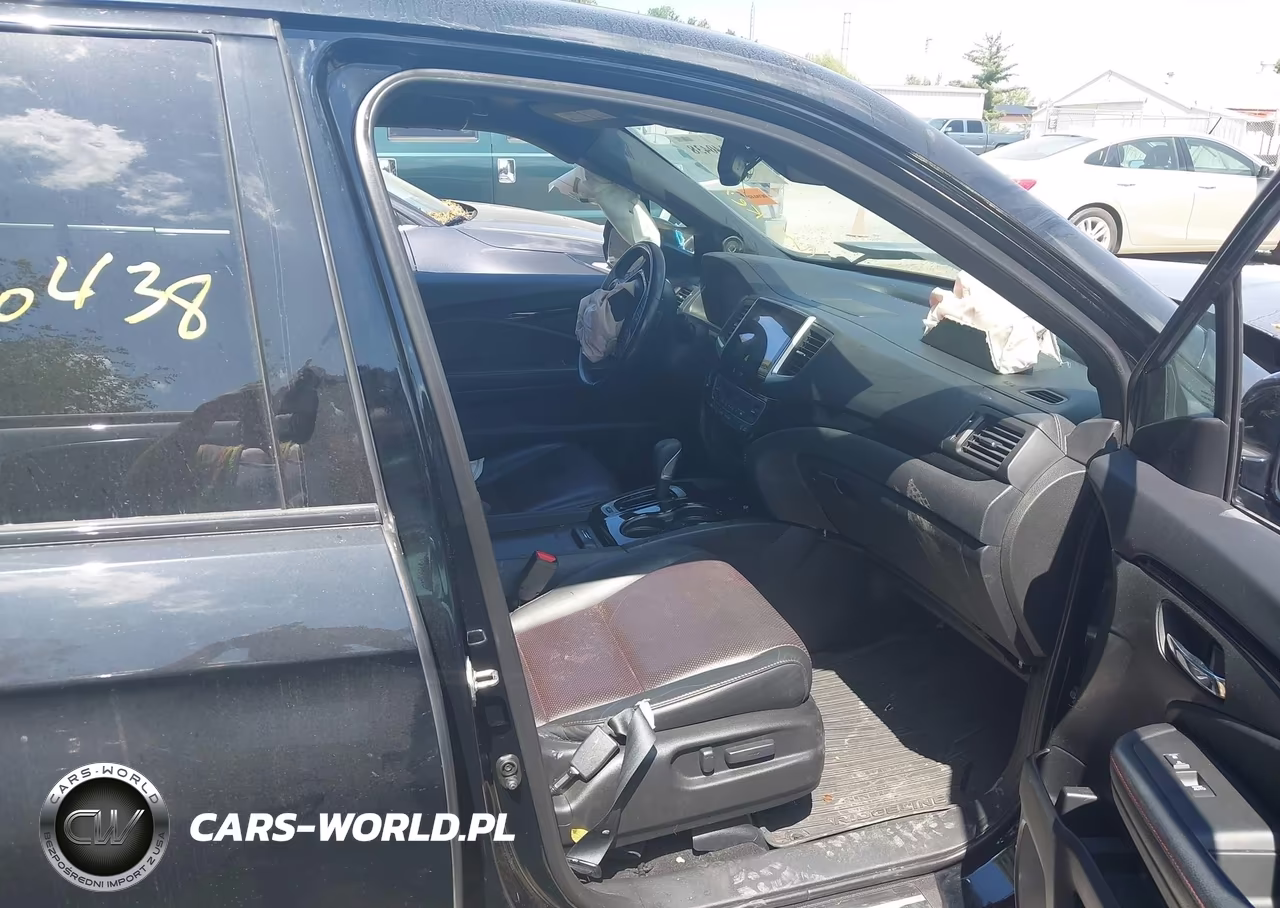 2018 Honda Ridgeline Black Edition VIN:5FPYK3F84JB017888 - 5