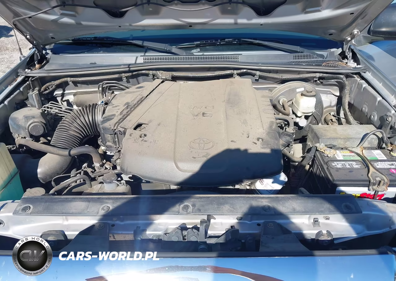 2015 Toyota Tacoma Prerunner V6 VIN:5TFJU4GN5FX076217 - 10