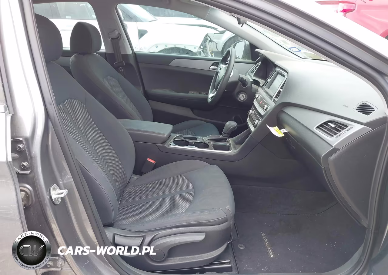 2019 Hyundai Sonata Se VIN:5NPE24AF2KH777036 - 5