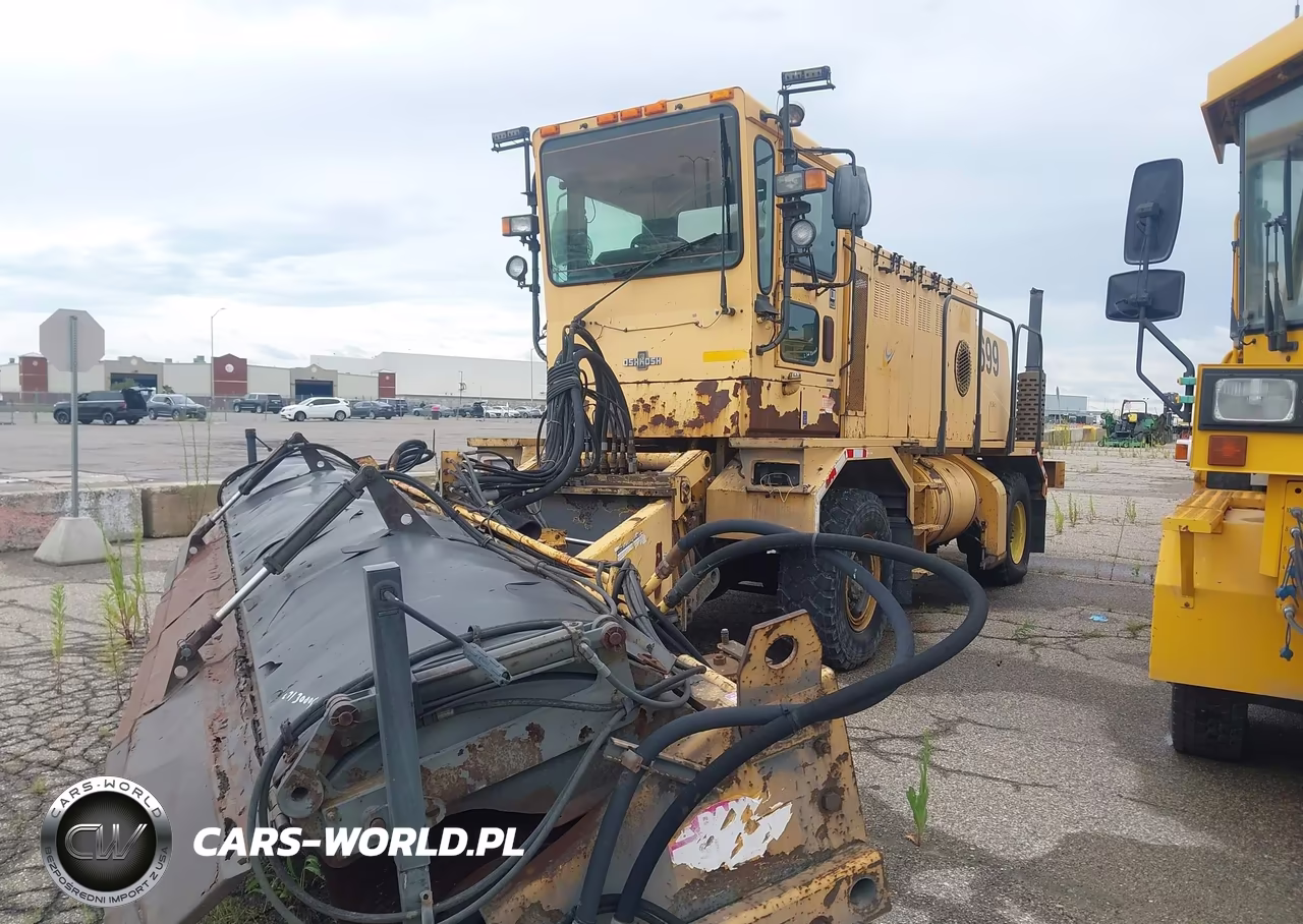 2000 Oshkosh Motor Truck Co. Chassis H VIN:10TBFPY11YS067490 - 2