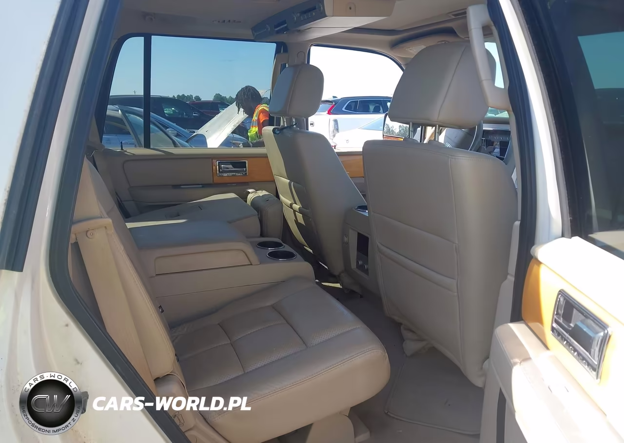 2008 Lincoln Navigator VIN:5LMFU28508LJ05389 - 8