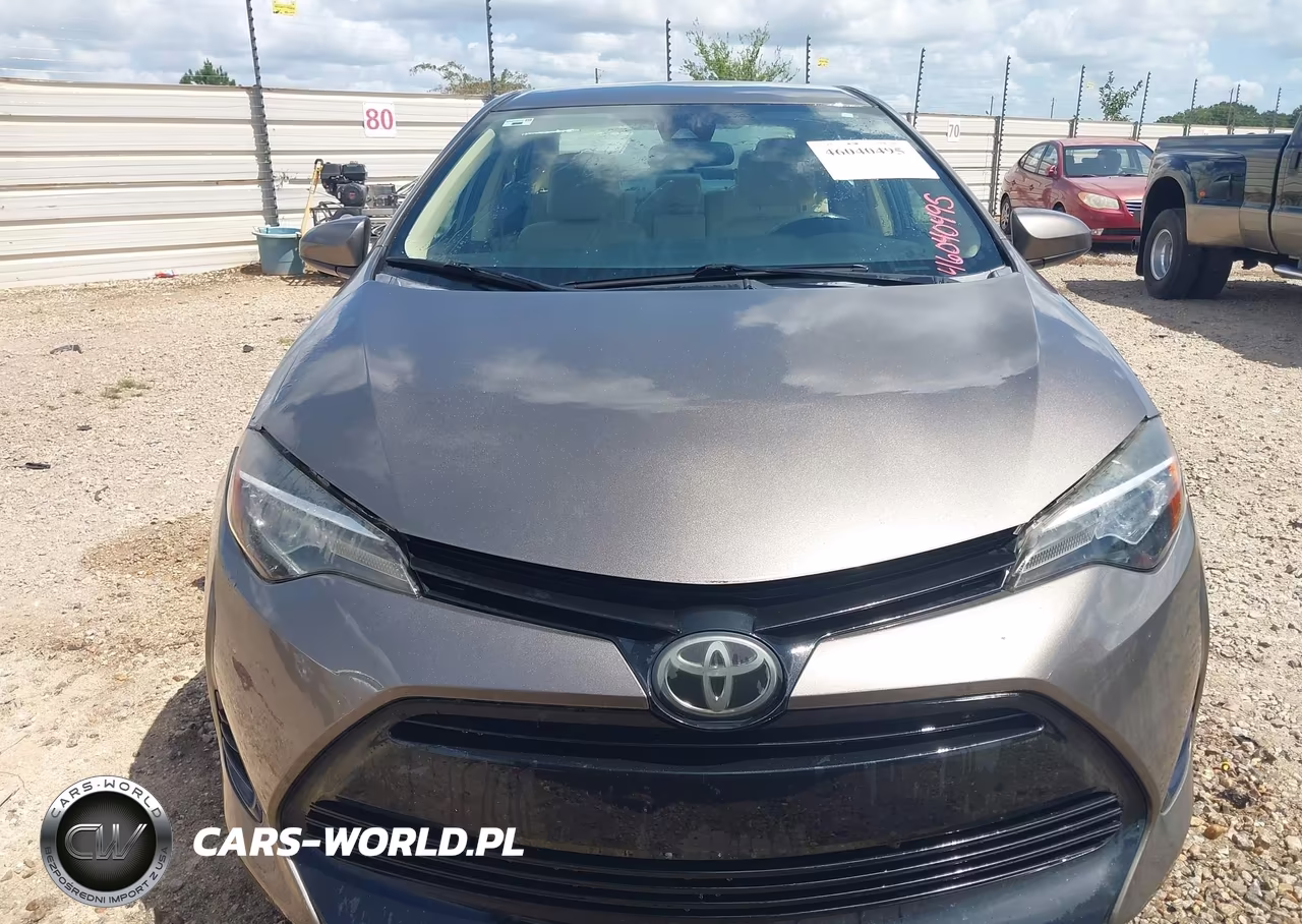 2017 Toyota Corolla Le VIN:2T1BURHE0HC817391 - 12