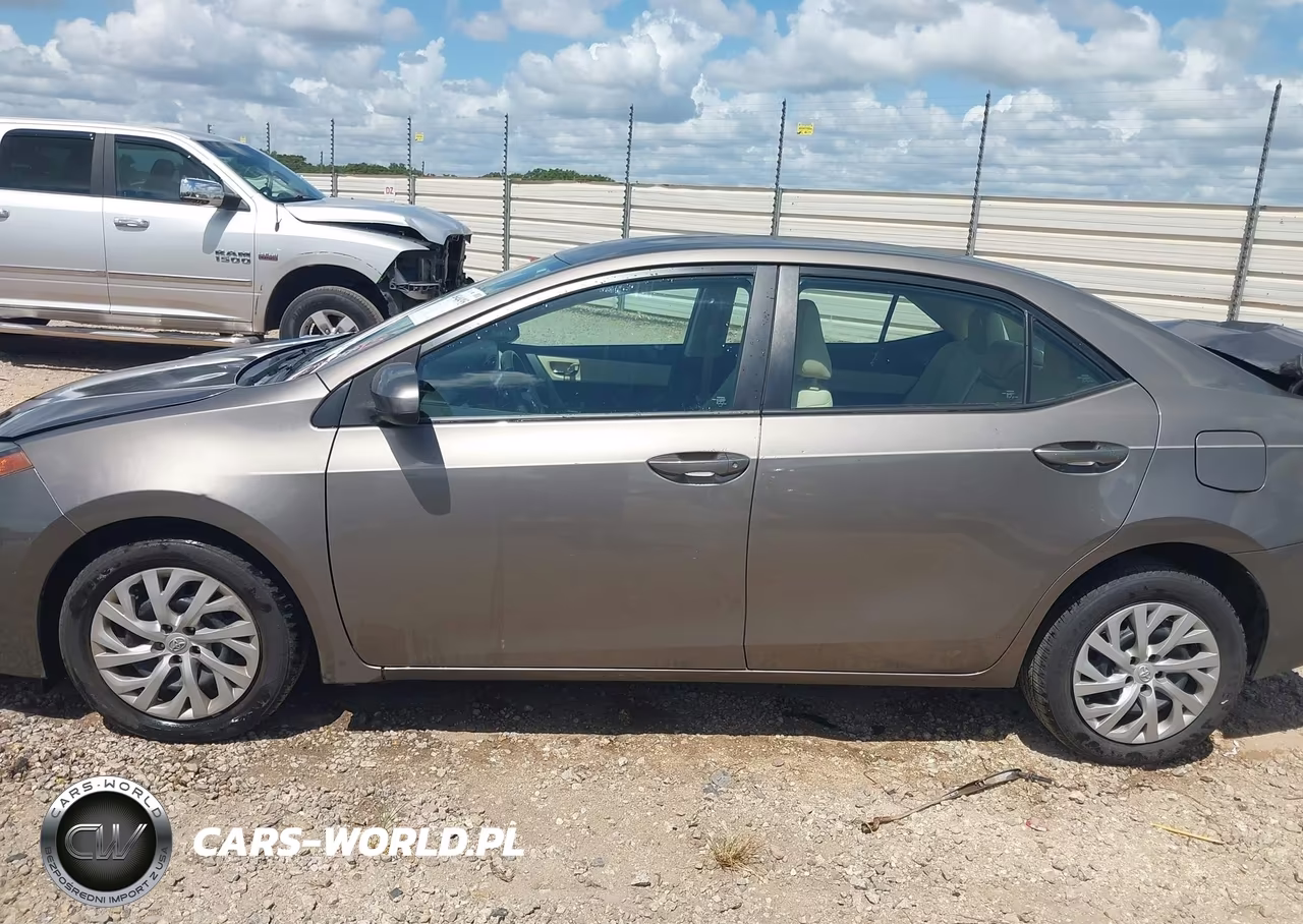 2017 Toyota Corolla Le VIN:2T1BURHE0HC817391 - 14