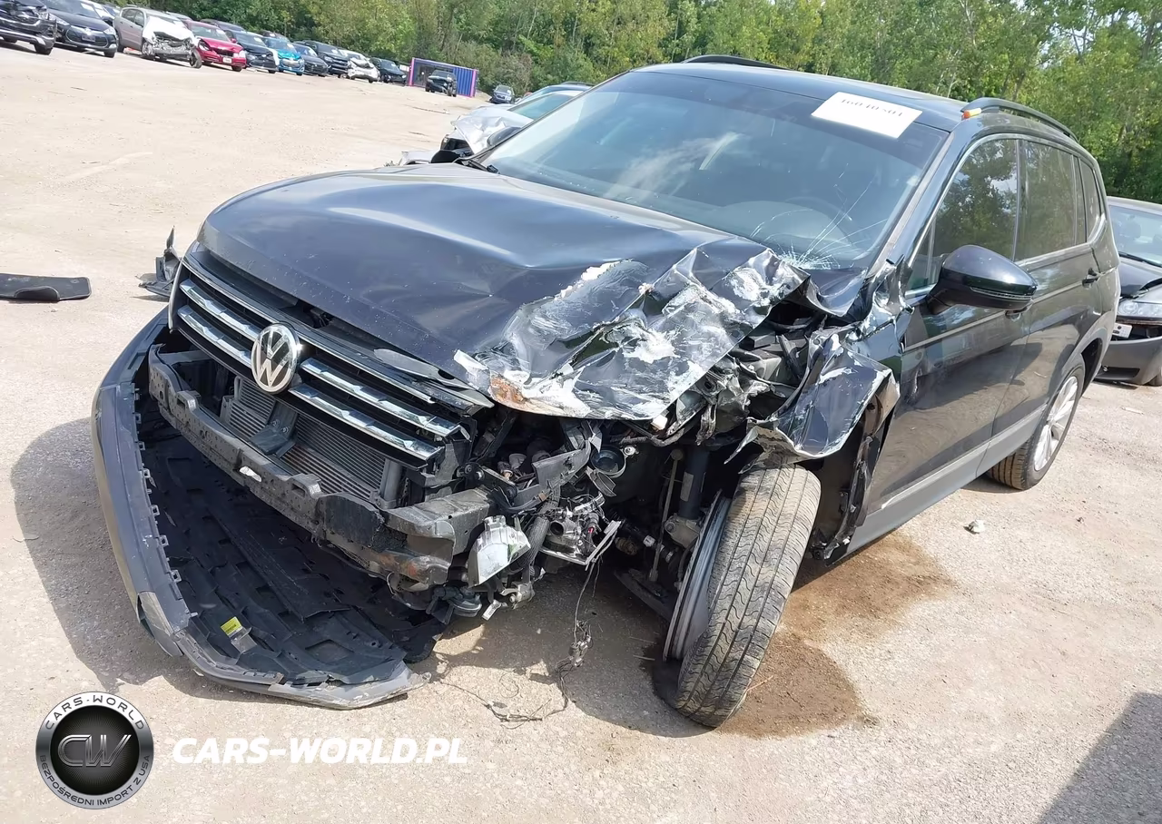 2018 Volkswagen Tiguan 2.0T Se-2.0T Sel VIN:3VV3B7AX8JM052536 - 2