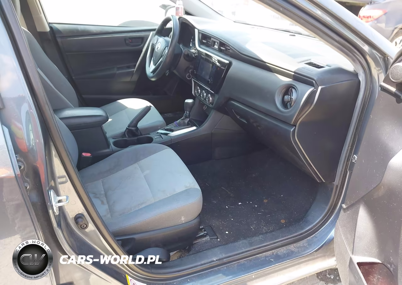 2019 Toyota Corolla L VIN:2T1BURHE8KC143580 - 5
