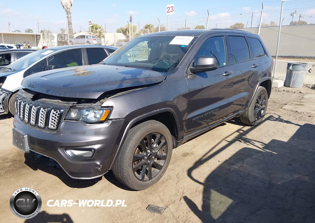 2018 Jeep Grand Cherokee Altitude 4X2 VIN:1C4RJEAG8JC471228 - 2