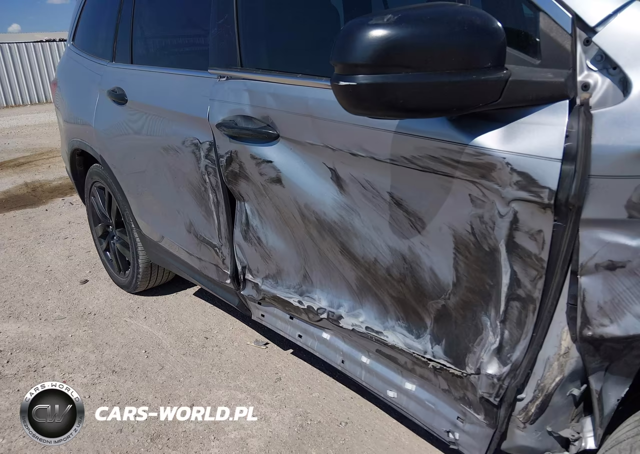 2018 Honda Pilot Lx VIN:5FNYF5H18JB009656 - 18