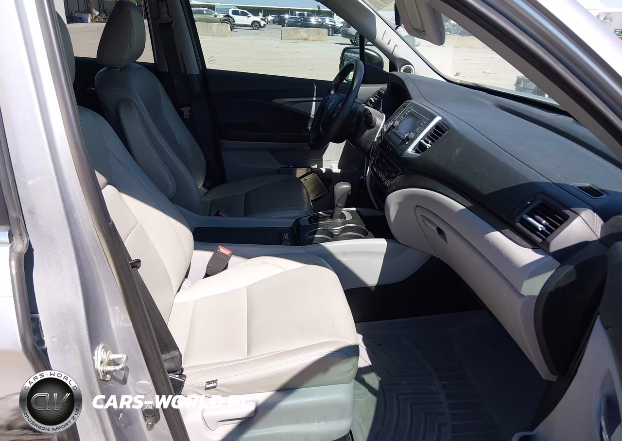 2018 Honda Pilot Lx VIN:5FNYF5H18JB009656 - 5