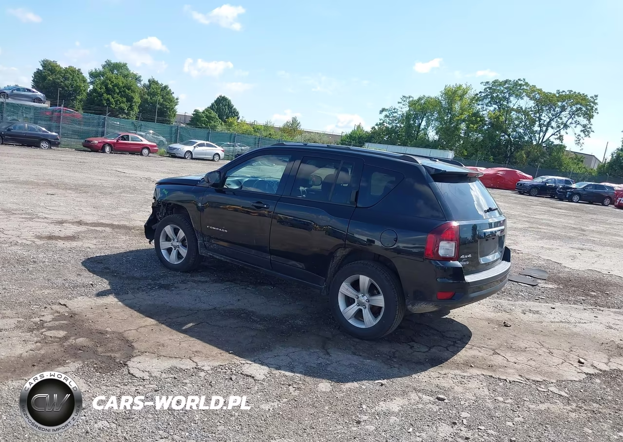 2017 Jeep Compass Sport 4X4 VIN:1C4NJDBB4HD106450 - 3