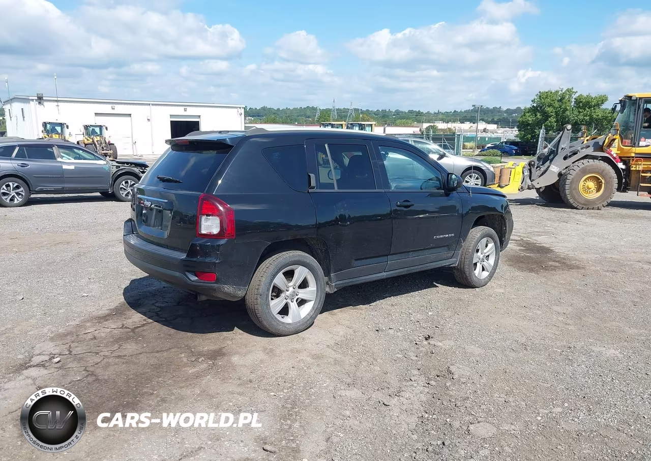 2017 Jeep Compass Sport 4X4 VIN:1C4NJDBB4HD106450 - 4