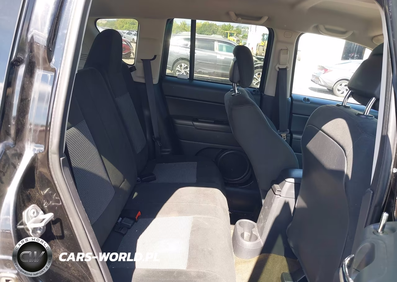 2017 Jeep Compass Sport 4X4 VIN:1C4NJDBB4HD106450 - 8