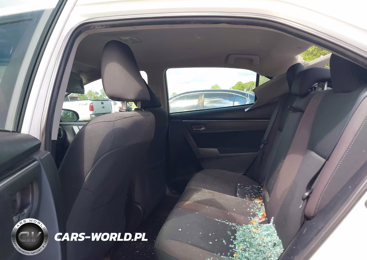 2017 Toyota Corolla Le VIN:2T1BURHE5HC840696 - 8