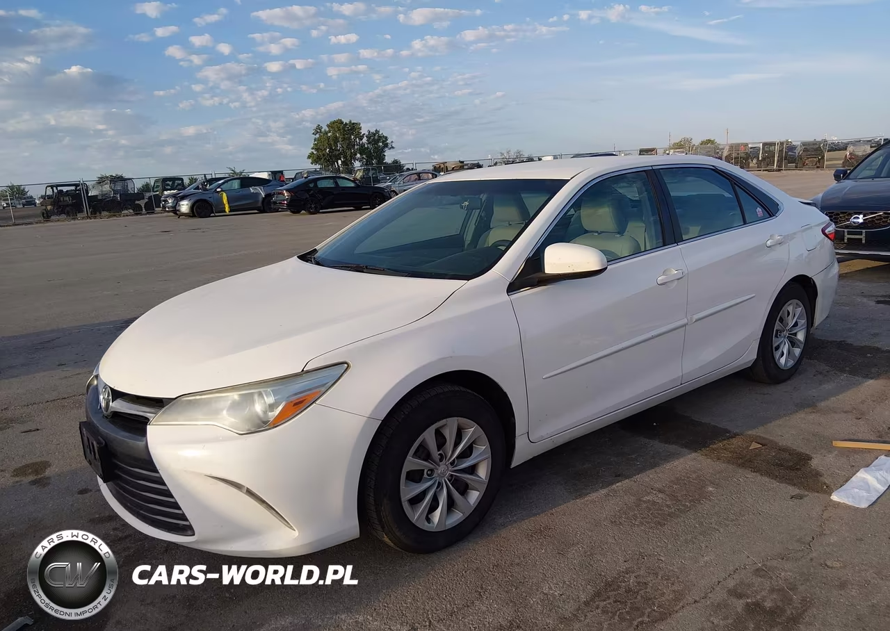 2016 Toyota Camry Le VIN:4T4BF1FK4GR581853 - 2