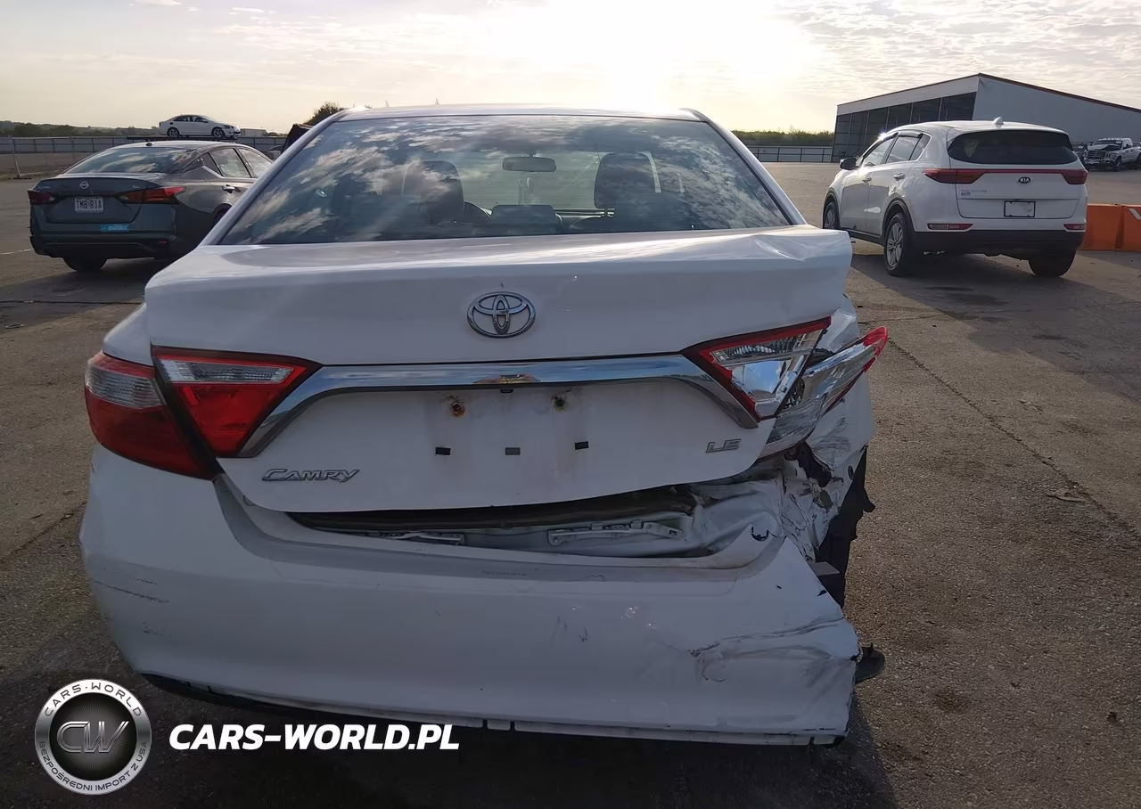 2016 Toyota Camry Le VIN:4T4BF1FK4GR581853 - 6