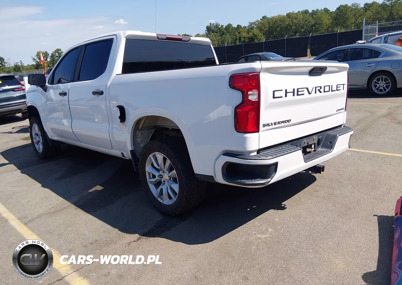 2020 Chevrolet Silverado 1500 2Wd Short Bed Custom VIN:3GCPWBEH8LG358065 - 3