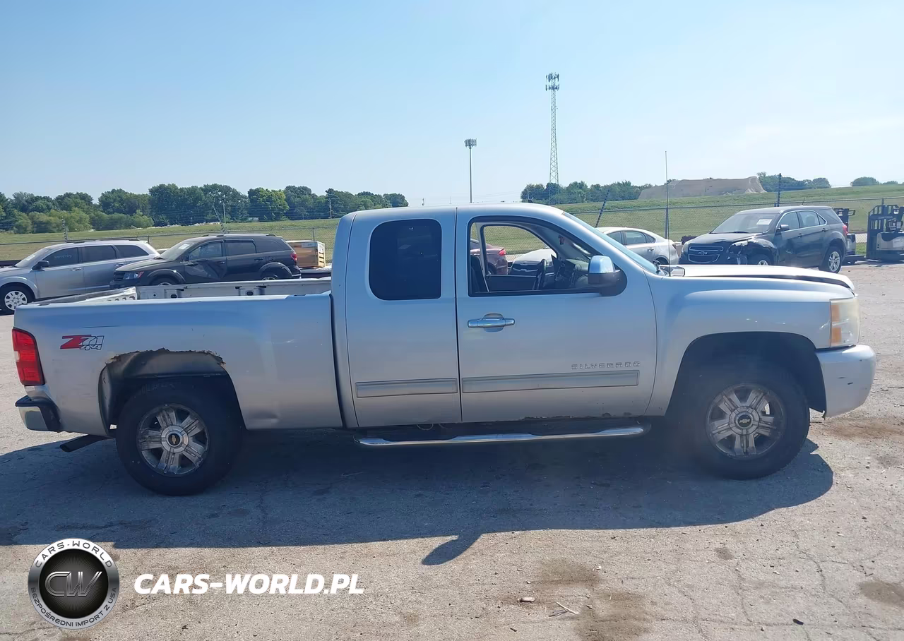 2010 Chevrolet Silverado 1500 Lt VIN:1GCSKSE33AZ198779 - 12