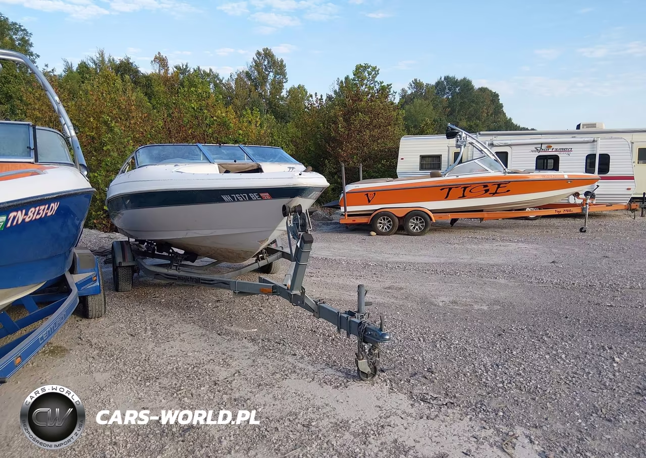 2001 Larson Bow Boat – zdjęcie 1 z 13