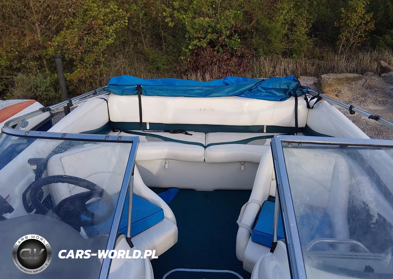 2001 Larson Bow Boat VIN:LAR57639F900 - 8