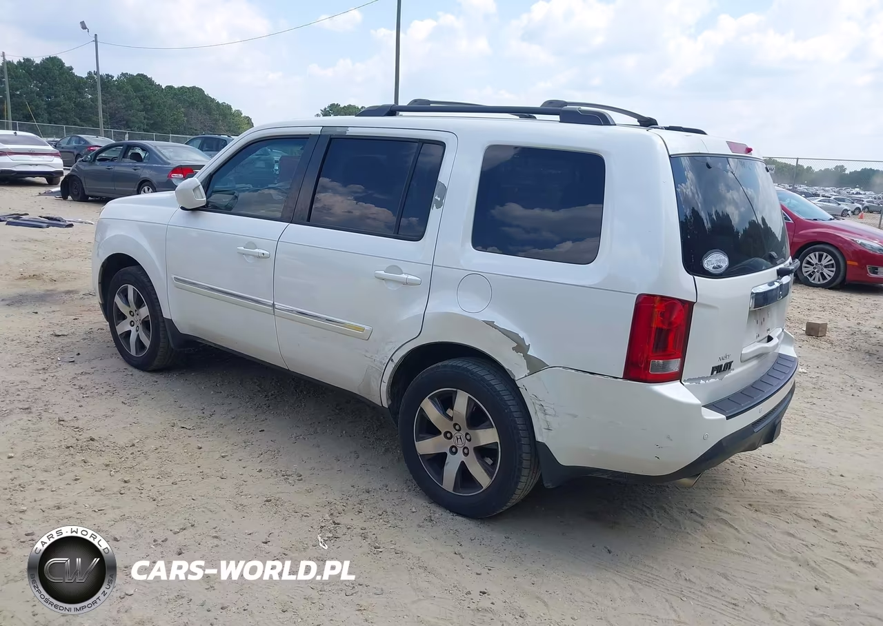2013 Honda Pilot Touring VIN:5FNYF3H98DB026343 - 3