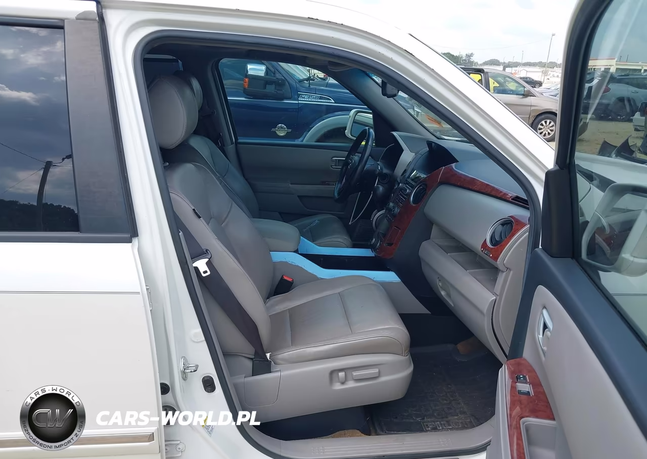 2013 Honda Pilot Touring VIN:5FNYF3H98DB026343 - 5