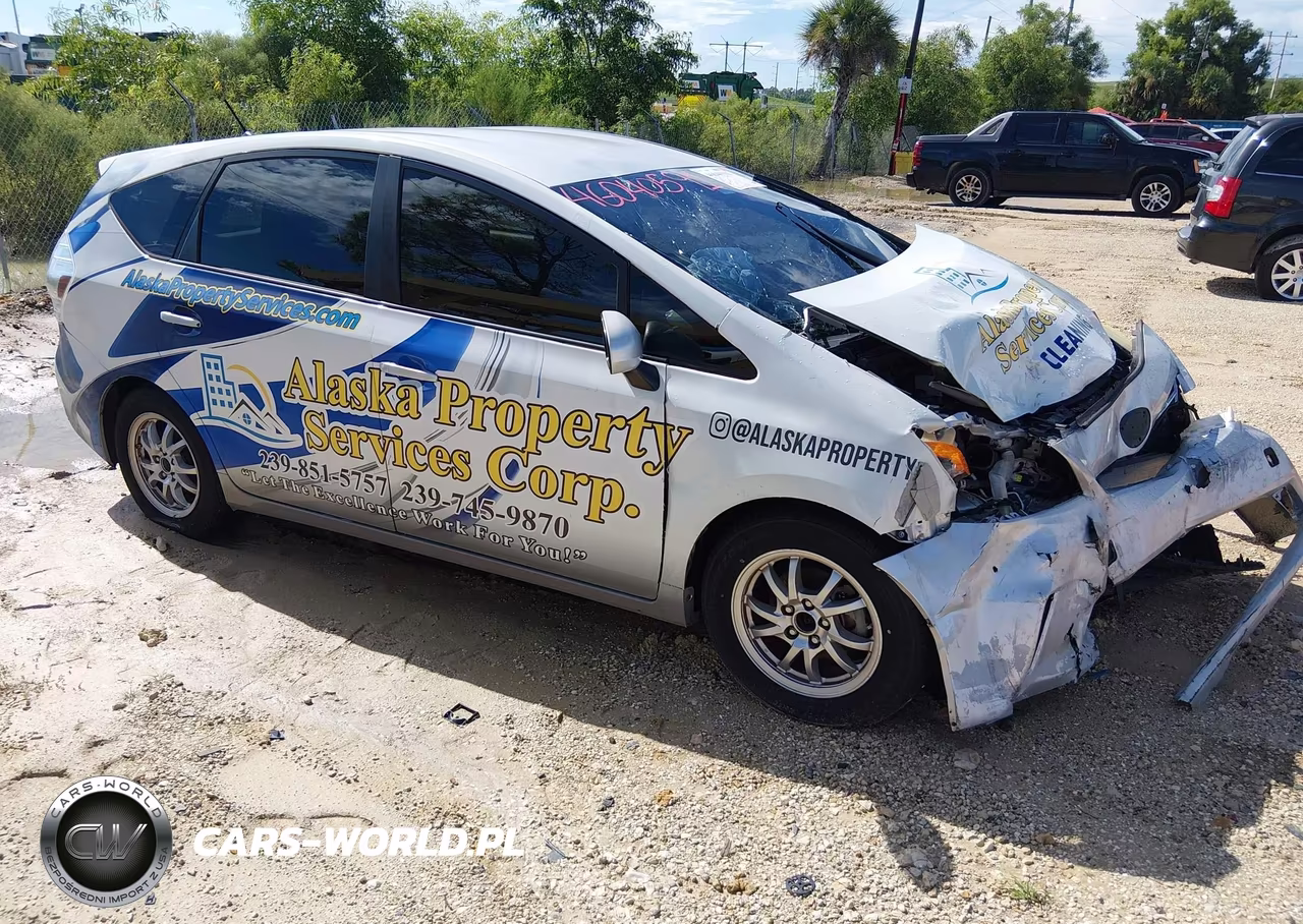 2012 Toyota Prius V Two VIN:JTDZN3EU0C3158959 - 1