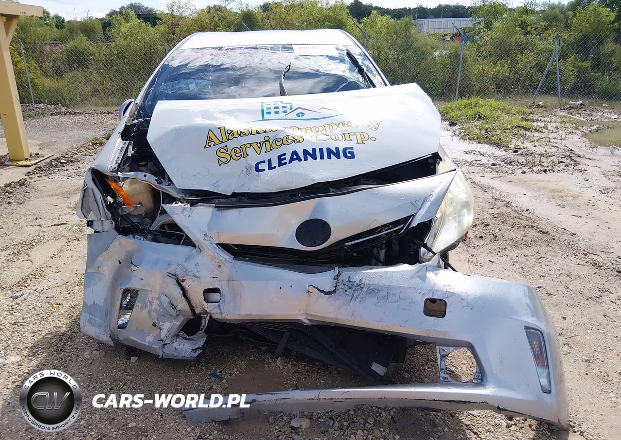 2012 Toyota Prius V Two VIN:JTDZN3EU0C3158959 - 6