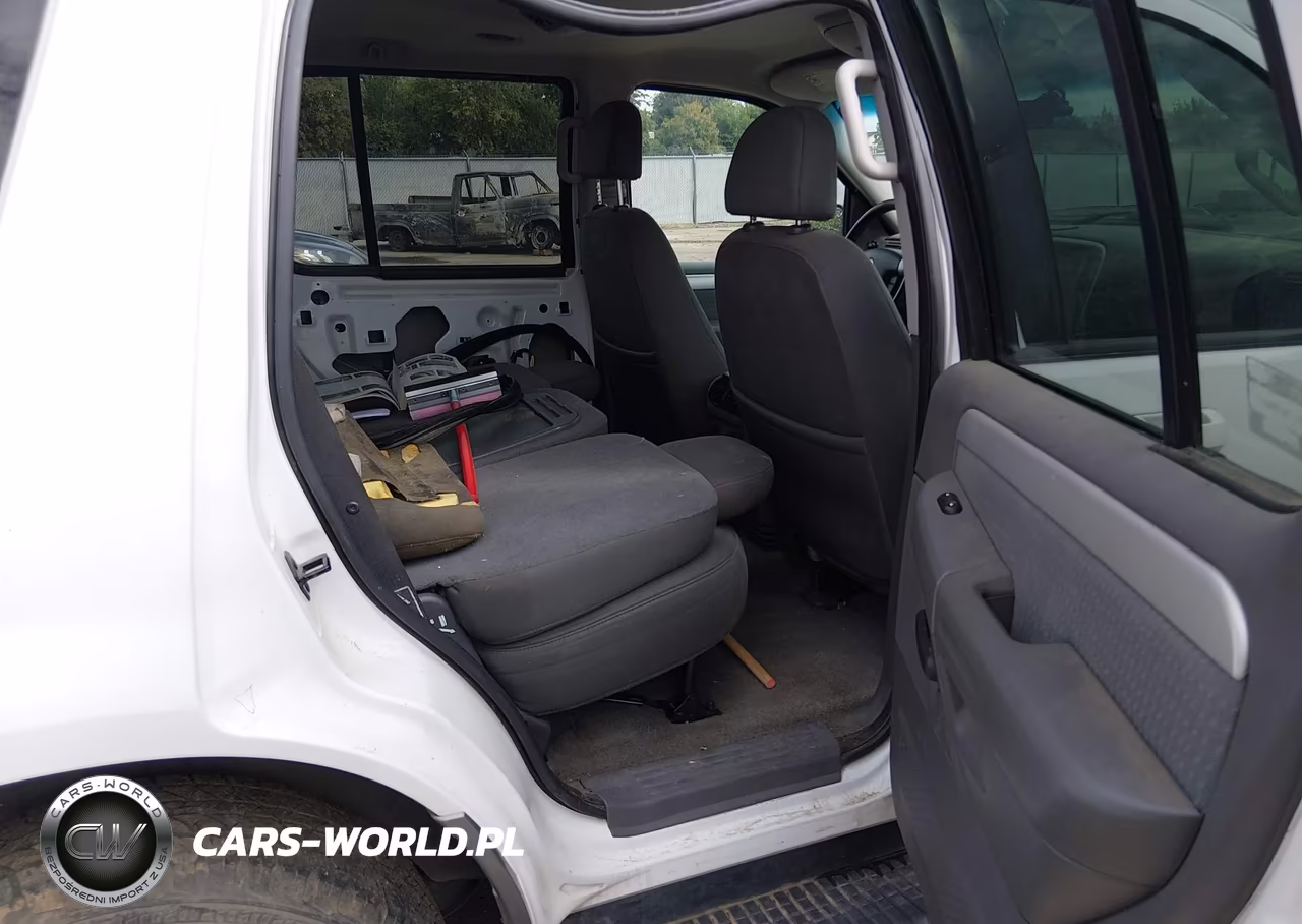 2002 Mercury Mountaineer VIN:4M2ZU86E82ZJ32722 - 8