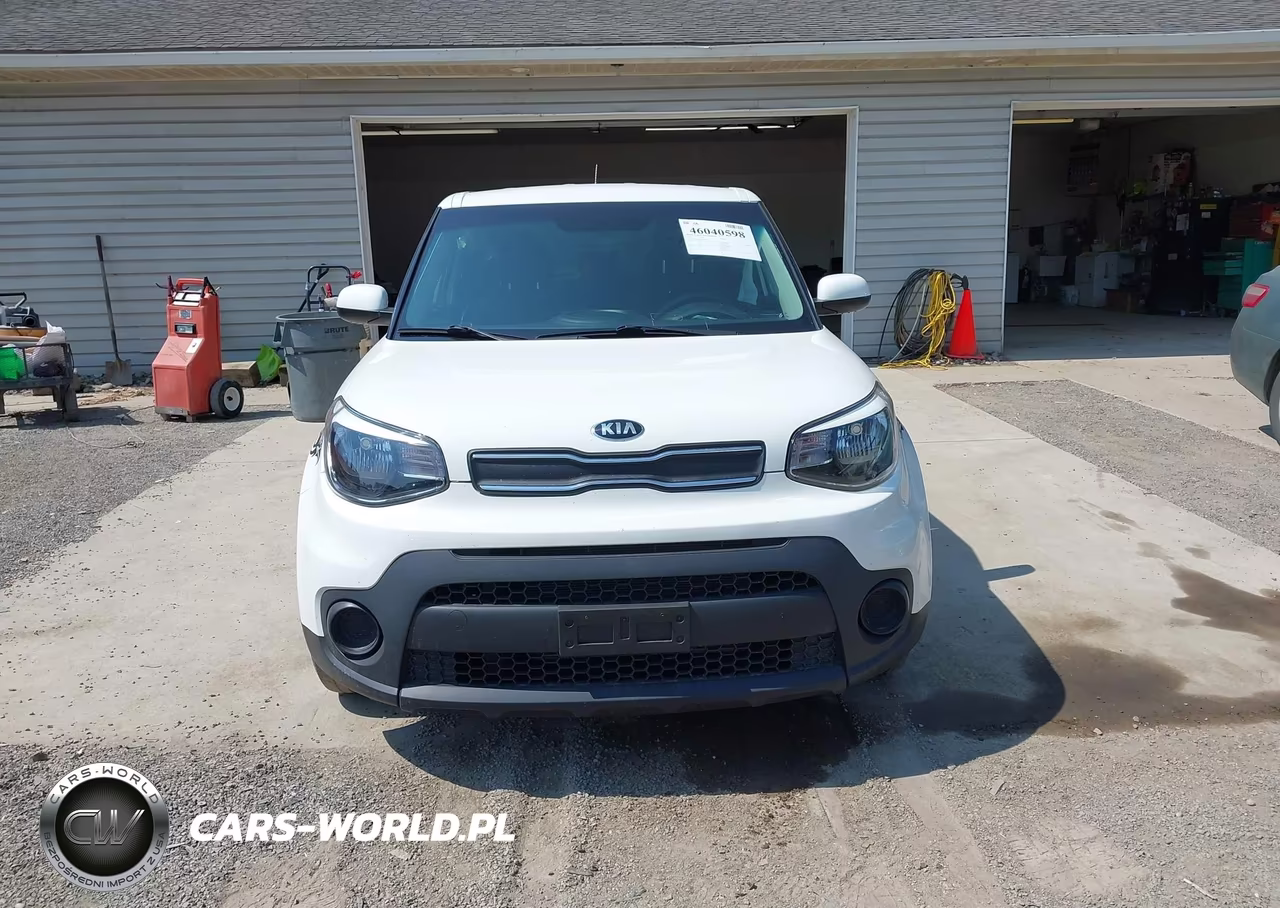 2019 Kia Soul VIN:KNDJN2A20K7920318 - 13